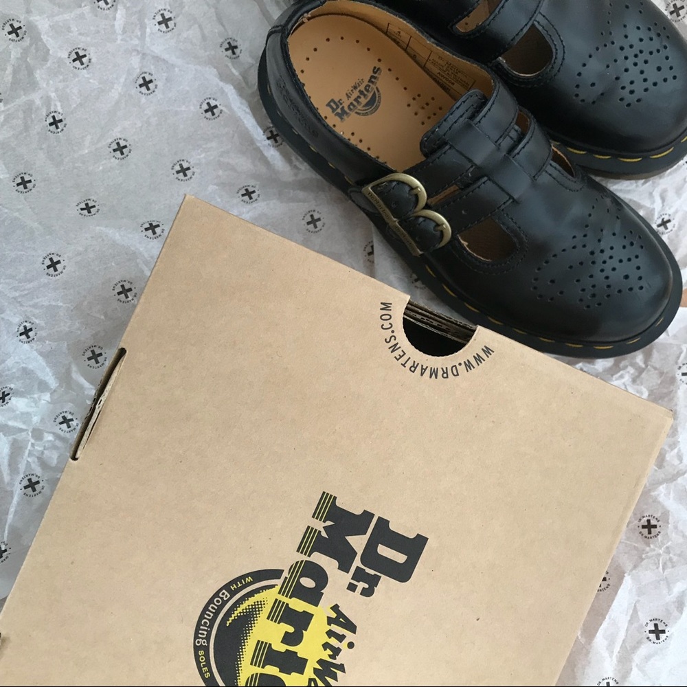 Dr. Martens Mary Jane